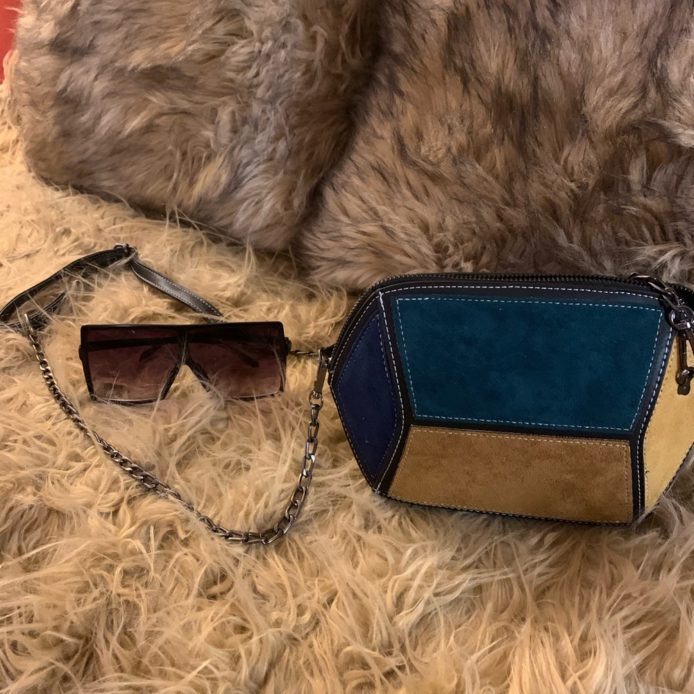 Cross body purse